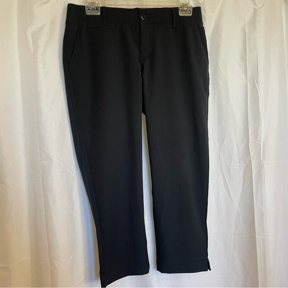 UNDER ARMOUR Women’s Black Cropped Athletic Lightweight Golf Pants Size 4